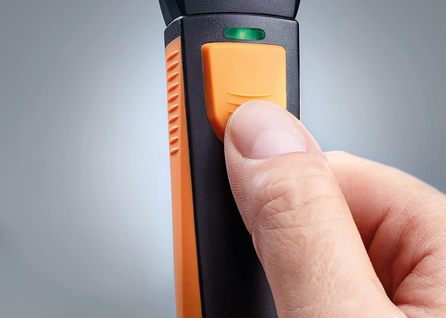 Testo 405i Wireless Hot-wire Anemometer for air velocity, in-duct airflow
