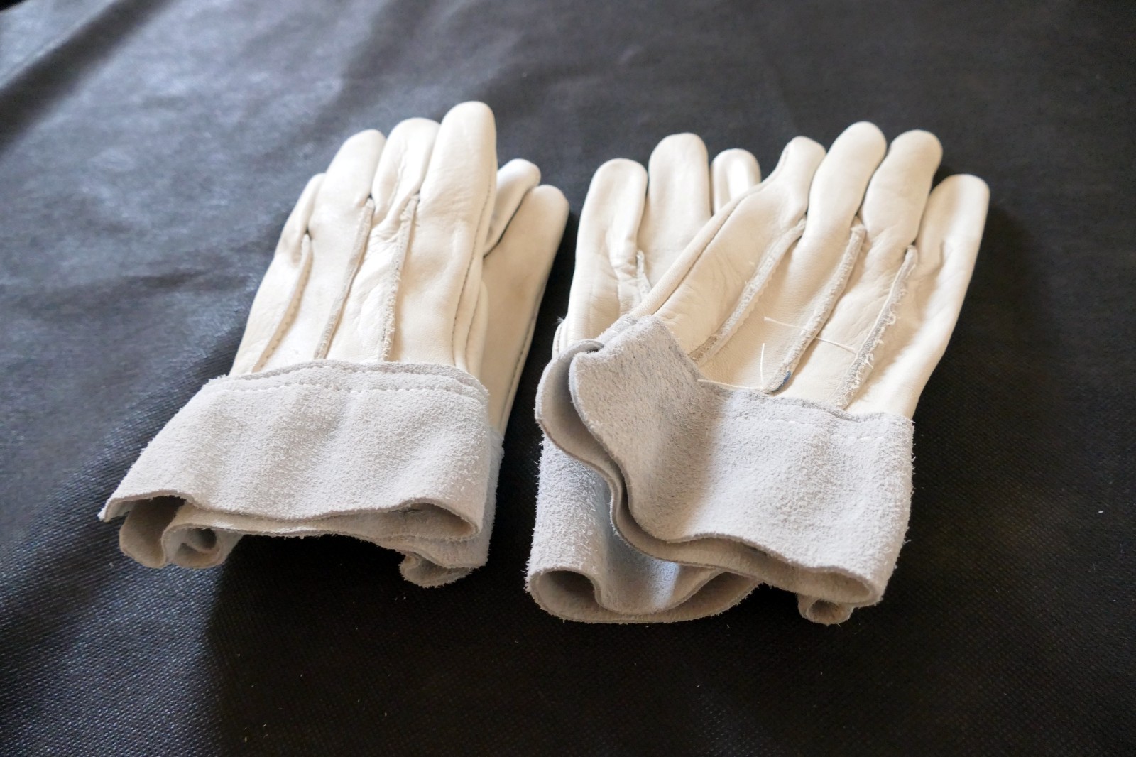 Lined 100% Split Cowhide Leather Gloves Work Garden, Farming 2 Pack EXTRA small