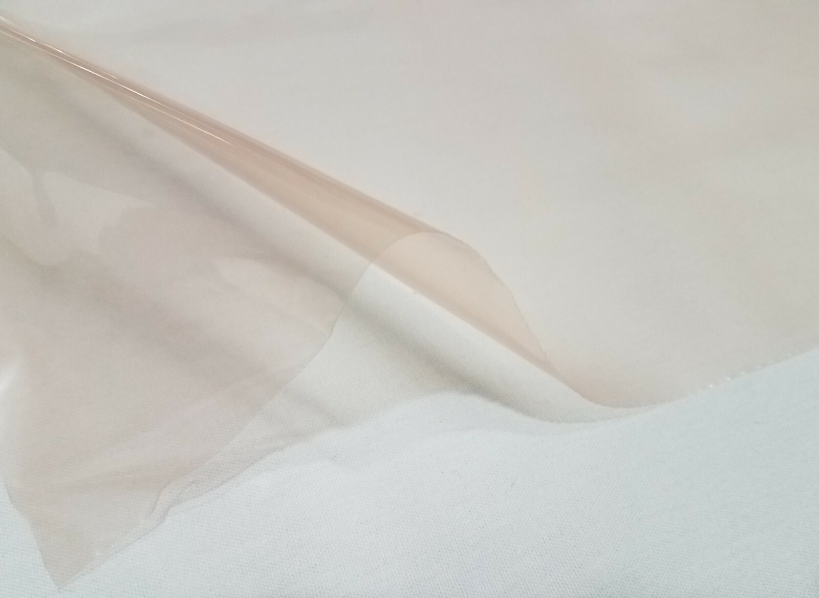 AIRTECH Vought DP1000 – Nylon Vacuum Bagging Film – 75″ x 8 YARDS Sheet