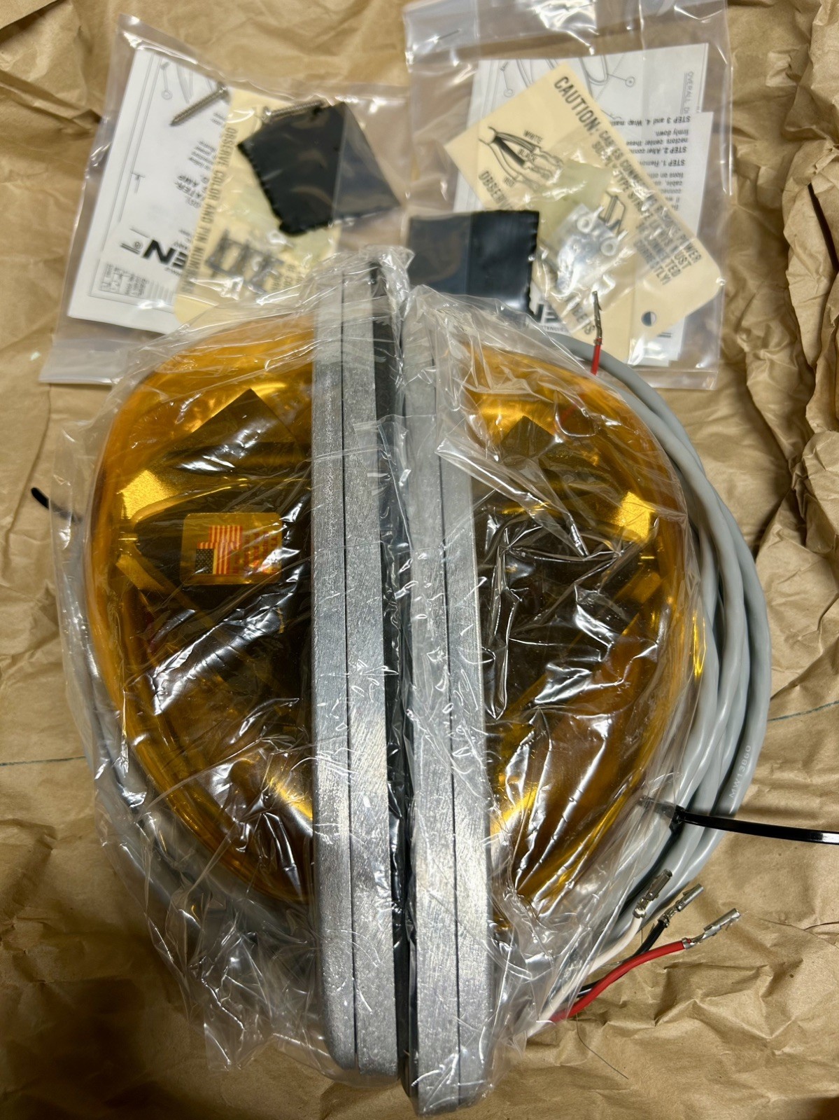New Whelen HELSA Amber Light Head Assembly 01-0682082-A1C OEM NOS