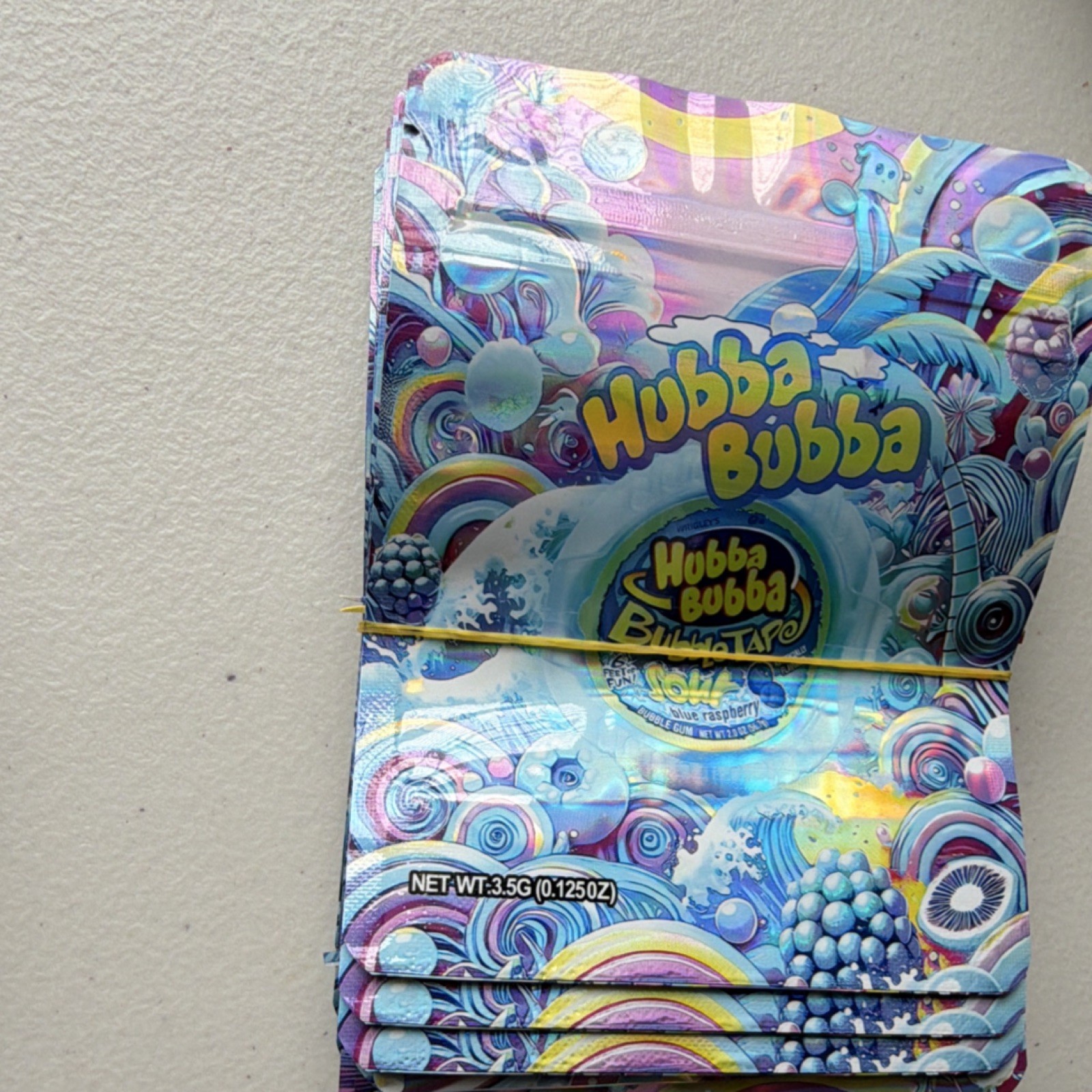 50 Pcs – 3.5g Hubba Bubba Bubble gum Holographic Mylar bags
