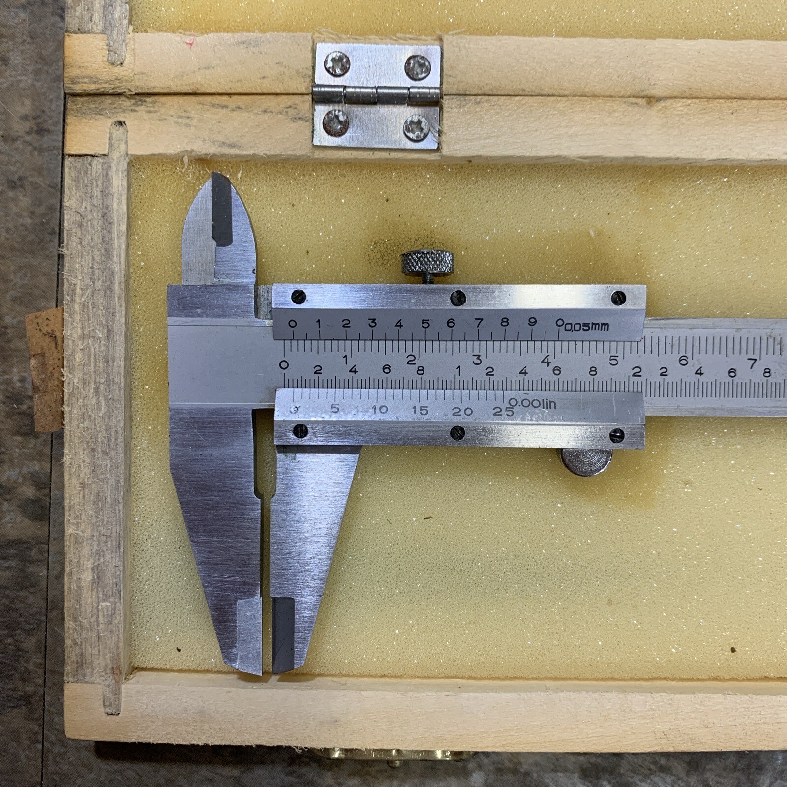 Vernier Calipers 6” X 1/1000 in 150 X 0.05mm With Wood Case
