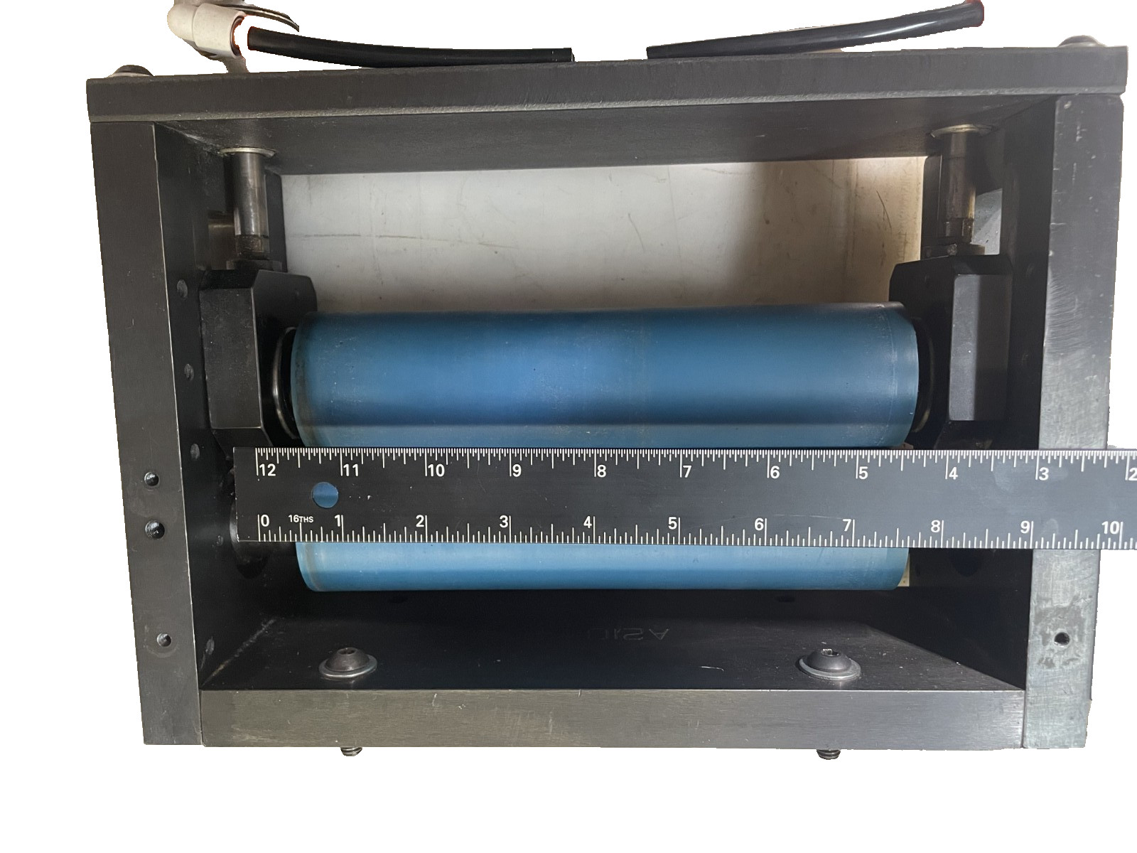 Allen-Bradley MPL-B430P-HJ22AA SER A Servo Motor with 8 inch nip roller