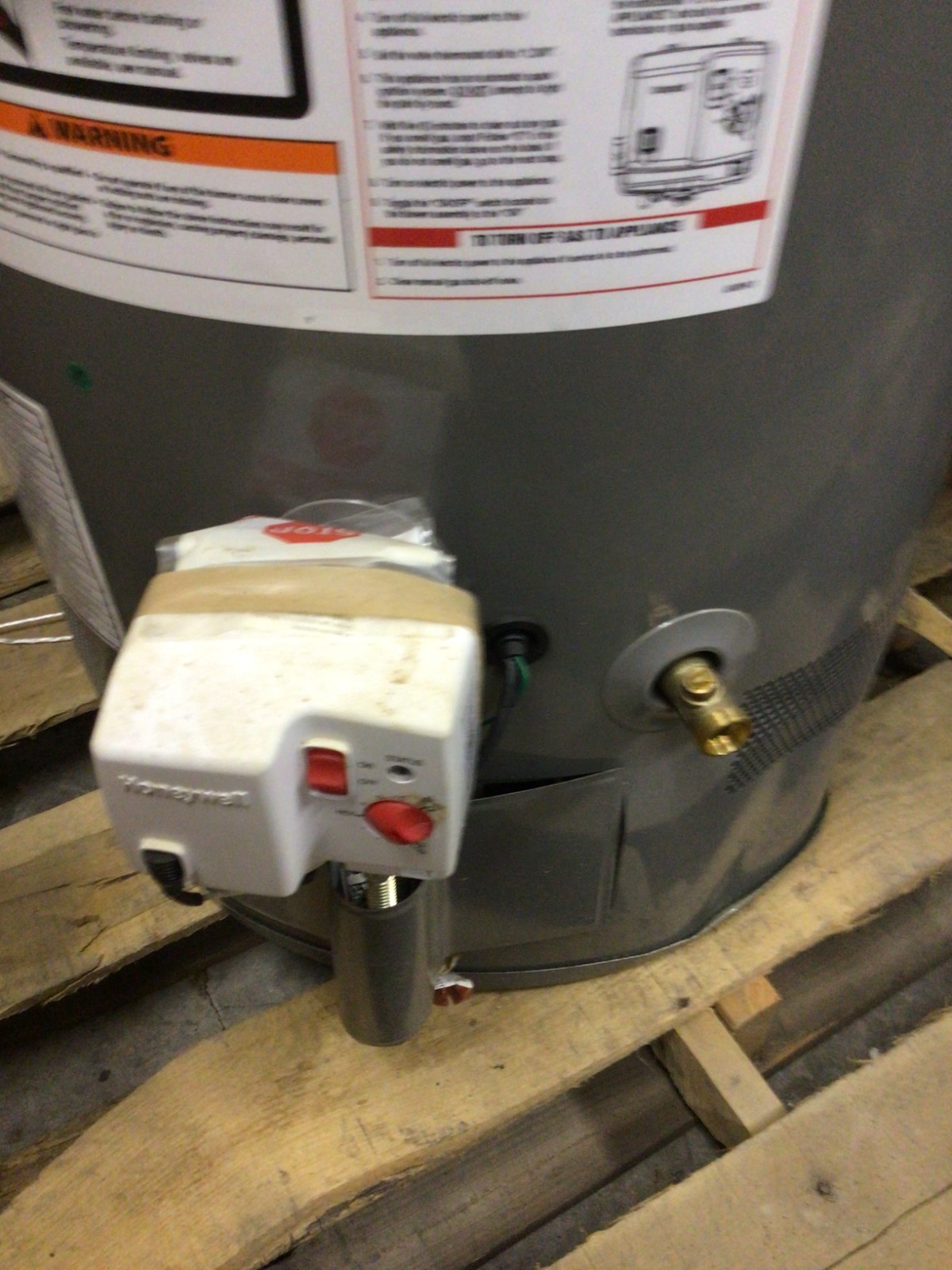 Rheem Powervent Natural Gas Water Heater Model PROG50-42N RH67 PV 50 Gallons NEW