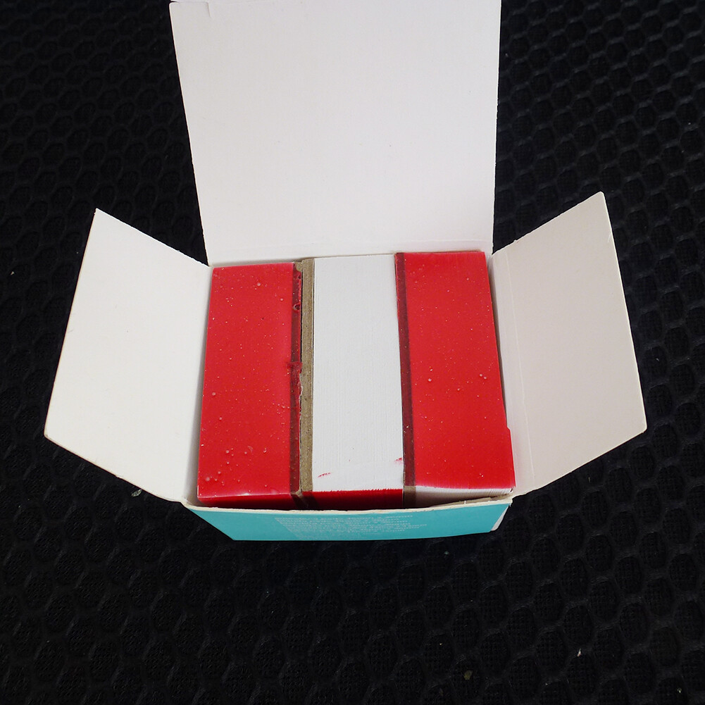 Easyinsmile 300 Sheets Dental Mixing Pads Paper/Poly Coated 3.5*4.5cm Disposable