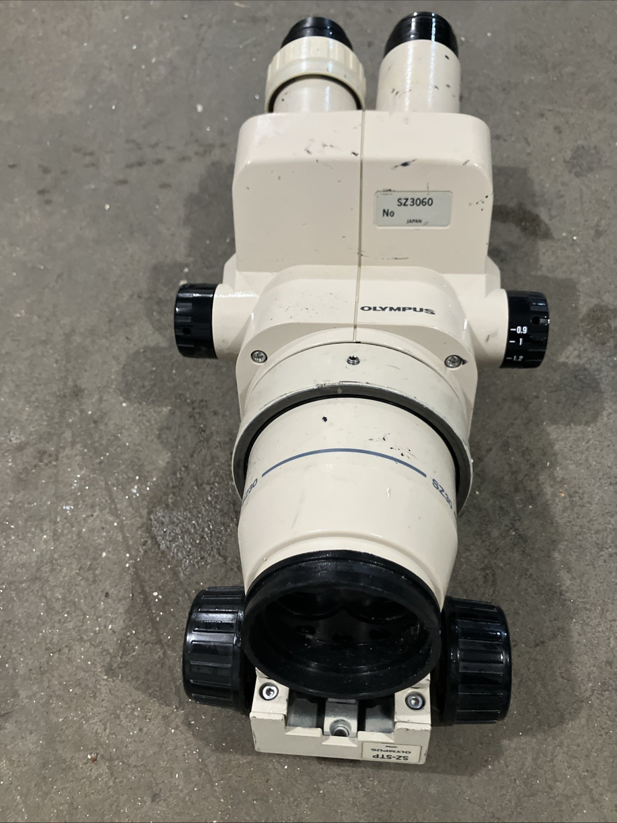 Binocular microscope Olympus sz3060 made in Japan