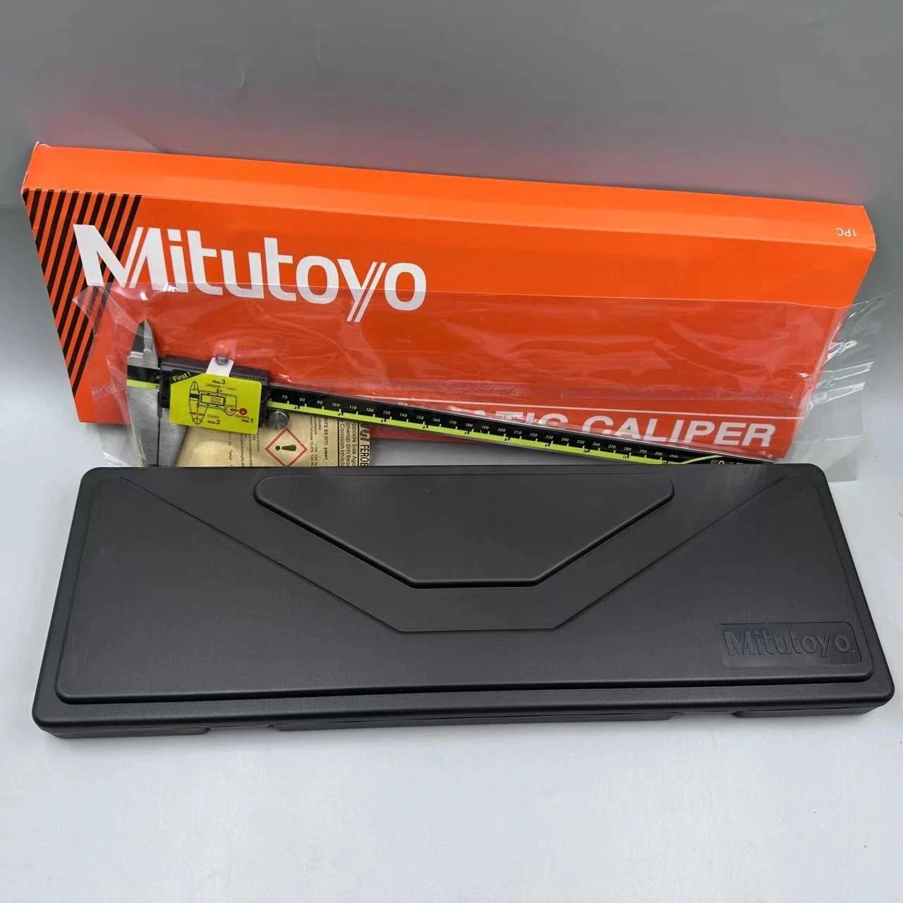 500-197-30 Mitutoyo 200mm/8″ Absolute Digital Digimatic Vernier Caliper US