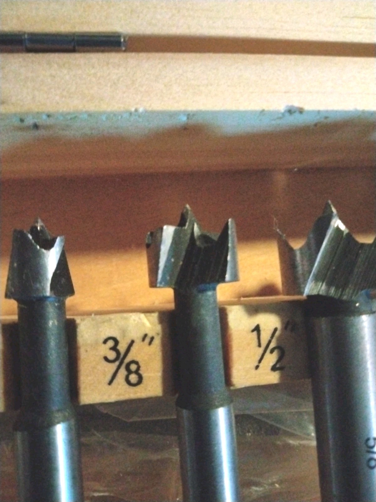 BASYNOL Forstner bit set 8 Piece Precision Forstner Bit Set In Wood Box