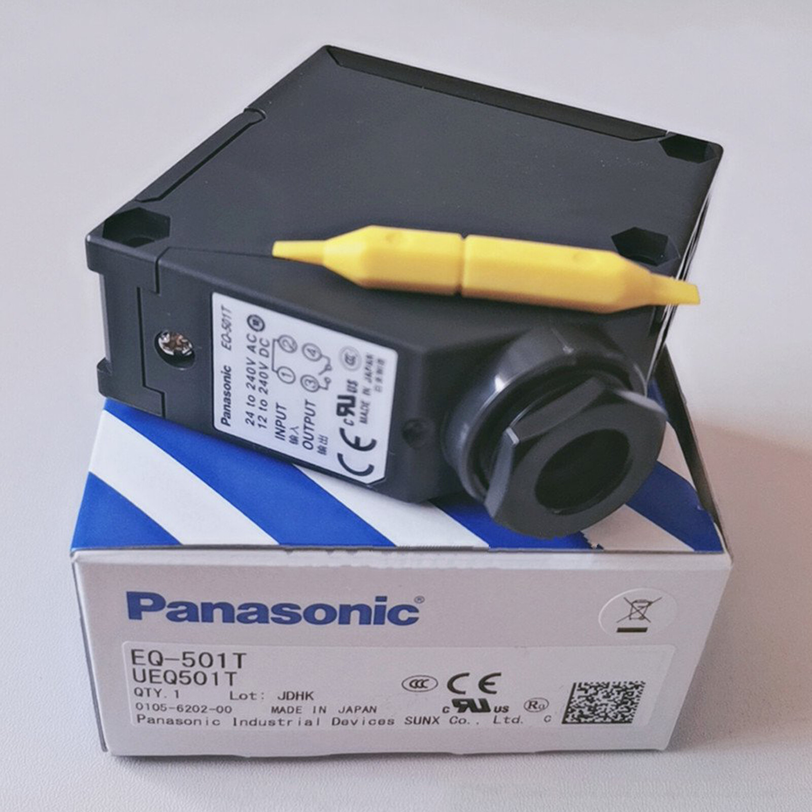Panasonic EQ-501T Photoelectric Sensor 1PC New EQ501T #US