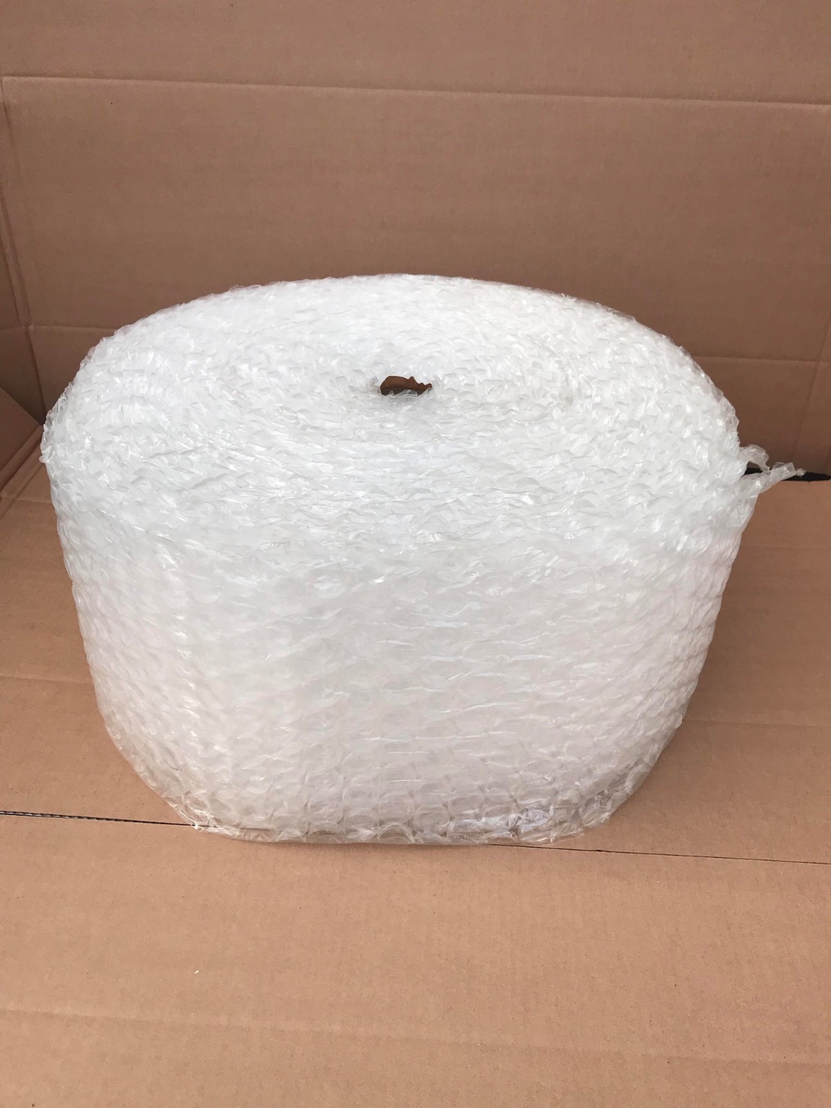 Polycyberusa1/2″x12”Large Bubbles Cushioning Perforated 125ft Mailing/Protection