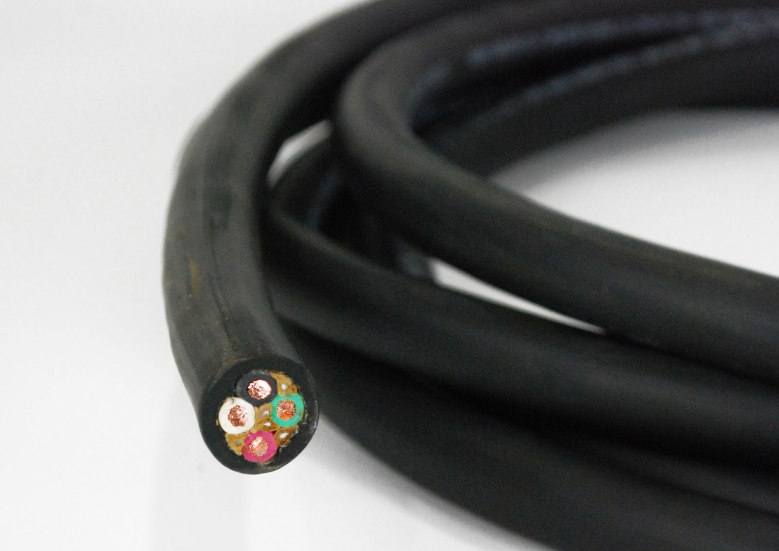 24050 50′ 2/4 Wire Cord SOOW , Rubber Coated, 2 Gauge, 4 Conductor, 600V
