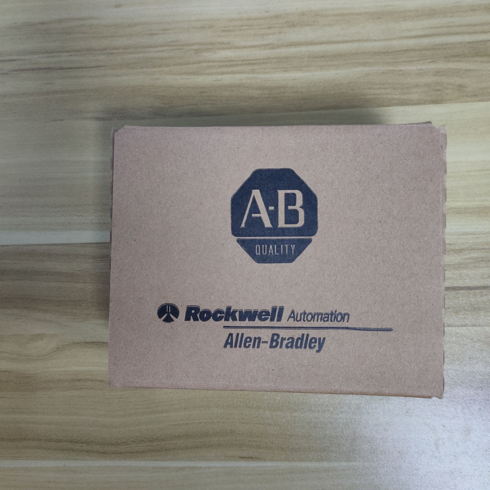 New Sealed 1769-PB4 AB SerA CompactLogix Power Supply 2023 1769PB4 TX