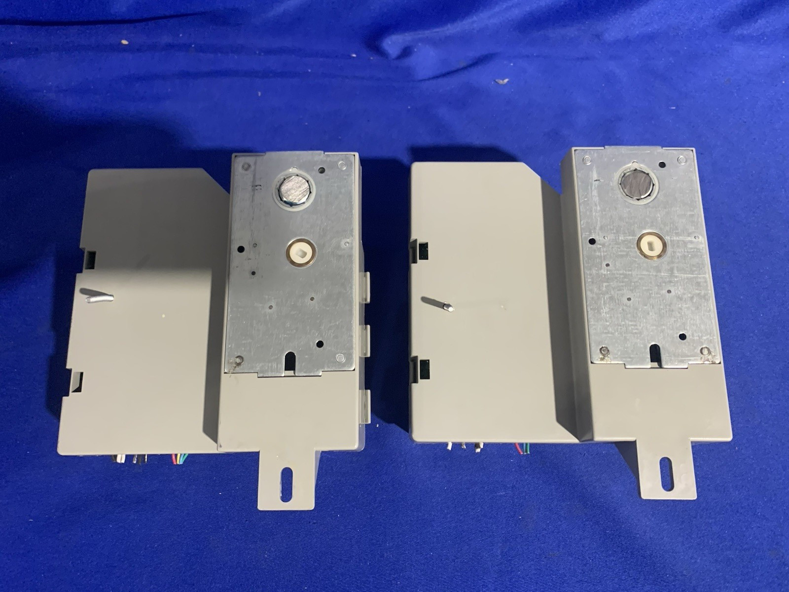 Carrier VVT Zone OPN-VVTZC BACnet Controller – Lot of 2 – Untested – Please Read