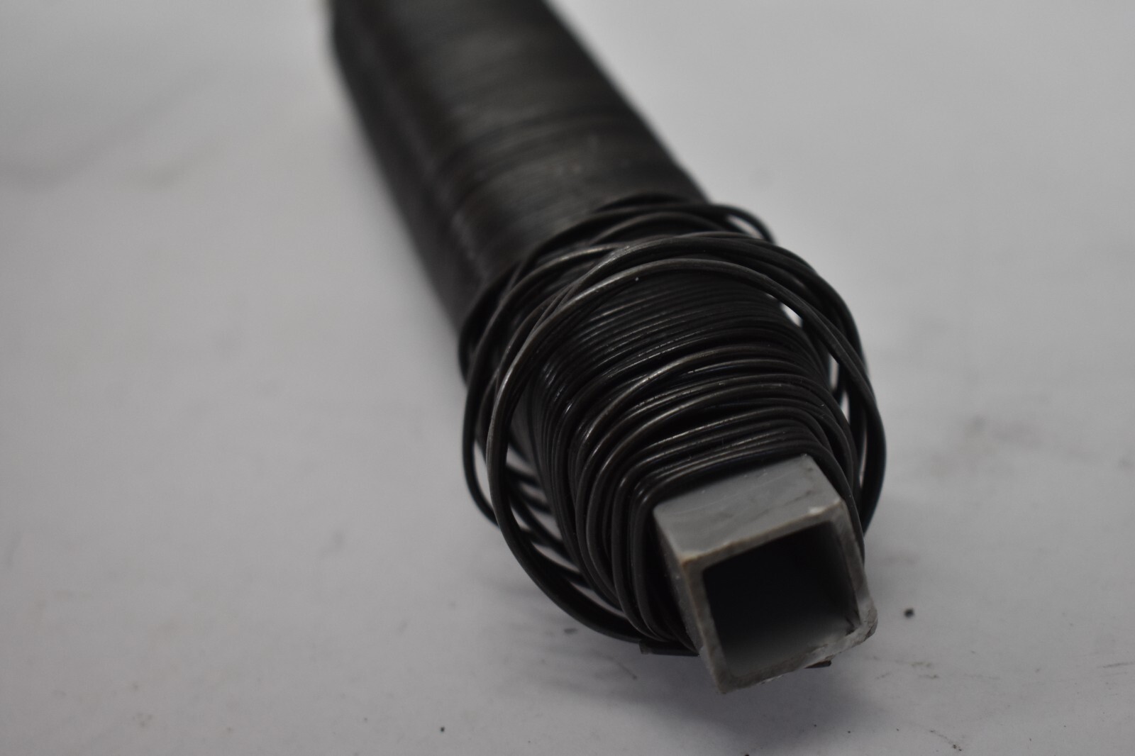 Hillman Dark Annealed Wire 16 Gauge Stove Pipe Mechanic Hay Baling 2lb Set
