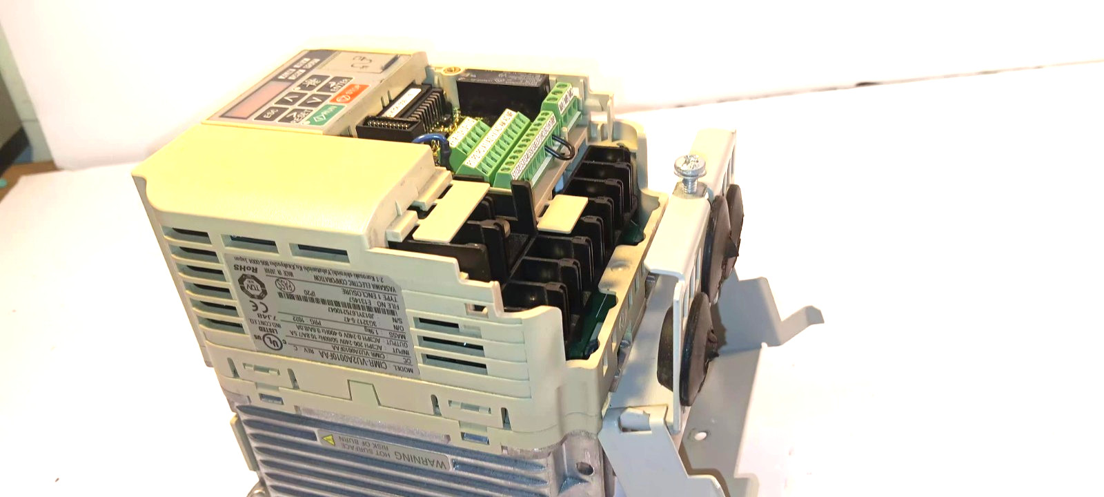 3 HP AC Drive Yaskawa V1000 CIMR-VU2A0010FAA REV. C, 200-240V 1-Phase Input