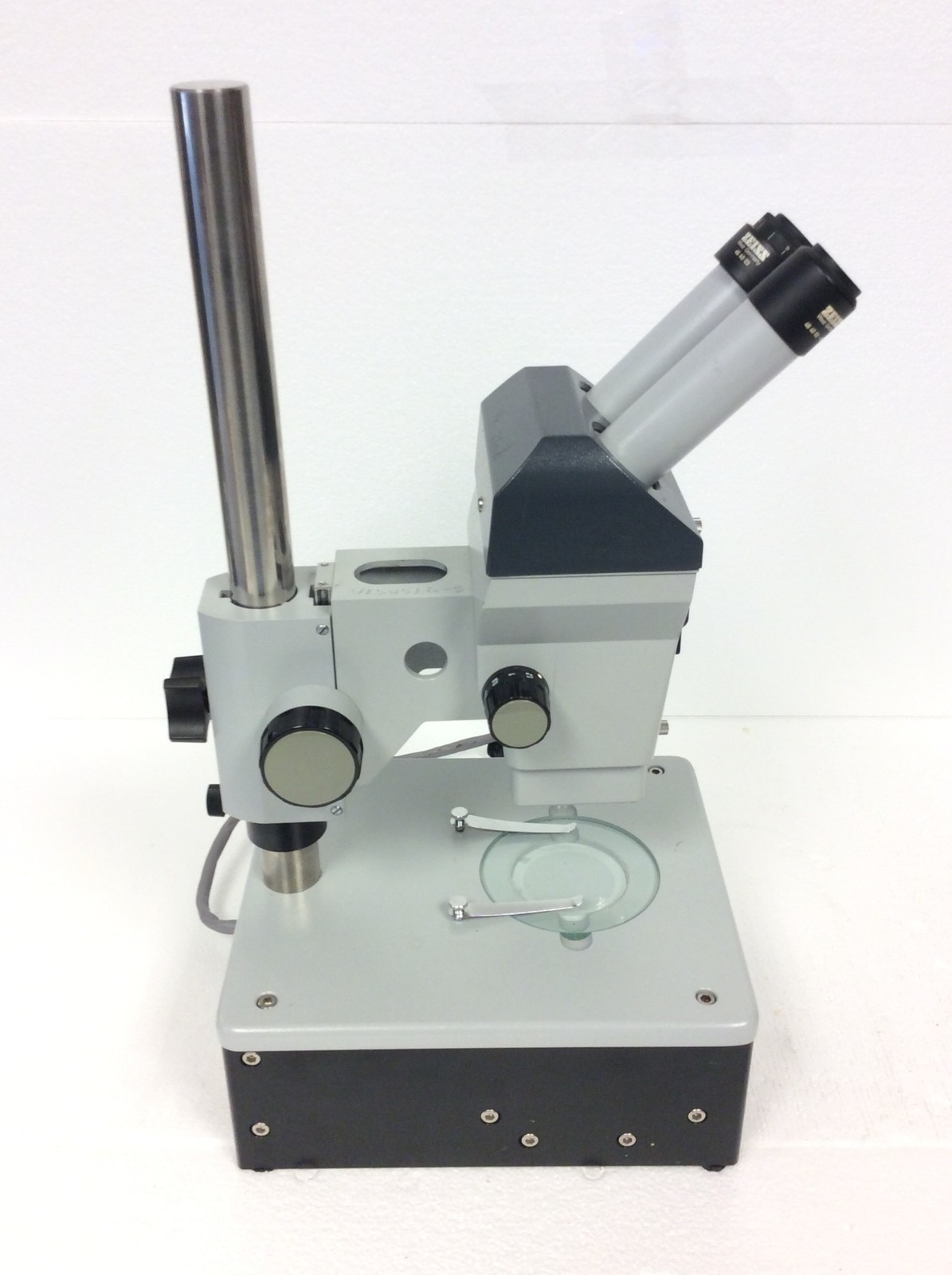 Zeiss Stemi SV8 Stereomicroscope 47 50 63 w/ Light Source, W10x/25 Eyepieces
