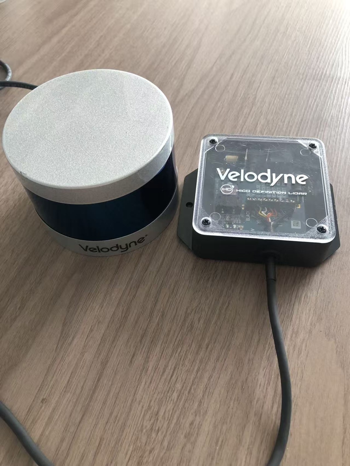 1PC Used Velodyne VLP-16 Puck 3D LiDAR 16CH 360° 100m Range w/ HD Interface Box