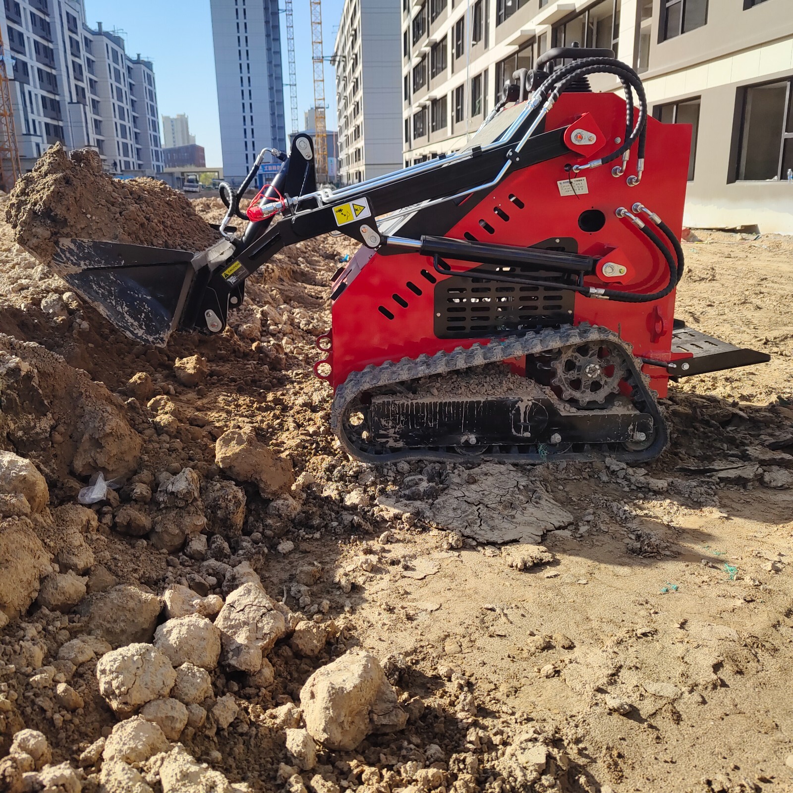 2025 Mini Crawler Track Skid Steer Loader B&S 13.5HP EPA Gas Vertical
