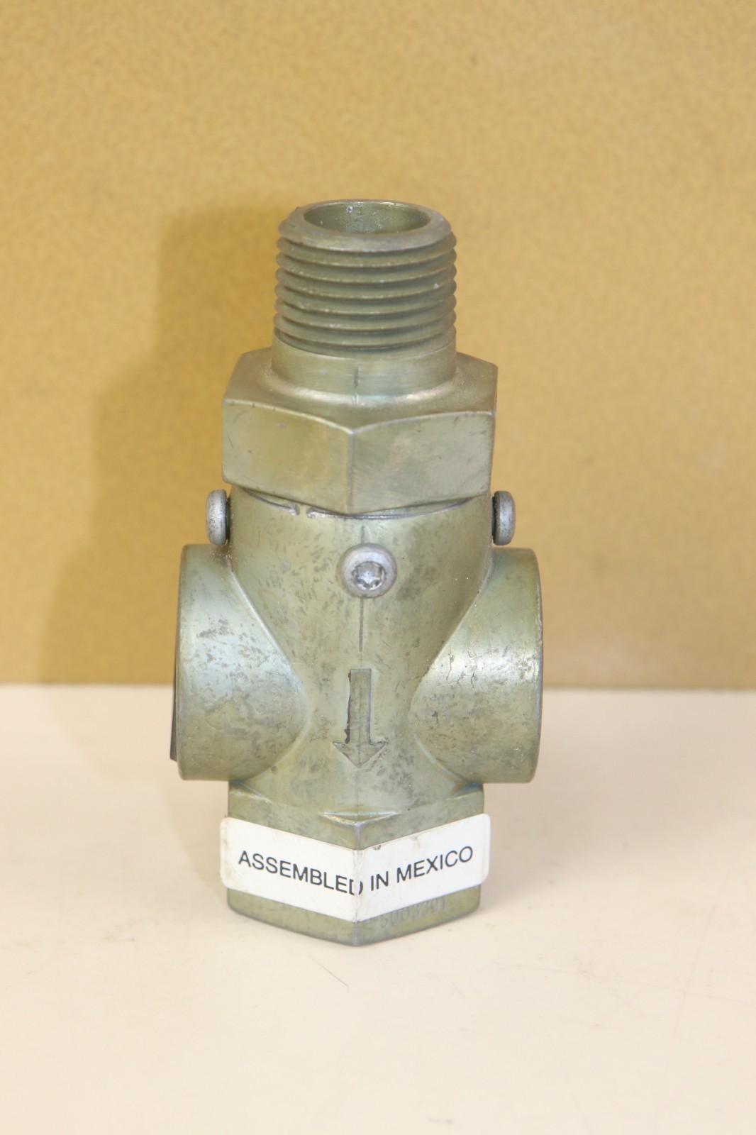 Bendix Quick Release Valve 800333 New Old Stock Made in Mexico