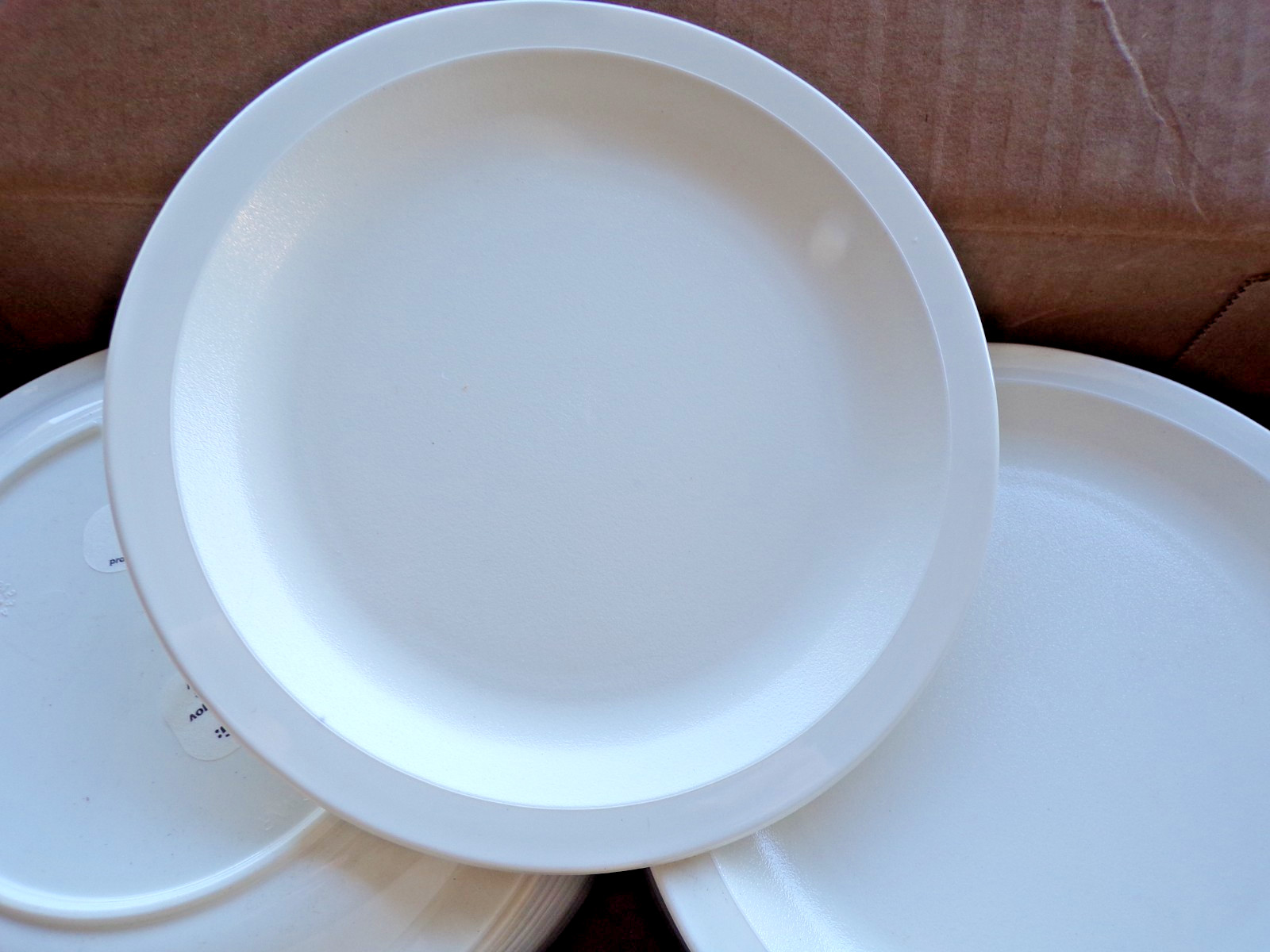 Cambro 65CWNR148 6-1/2 in Camwear® White Narrow Rim Plate @hS