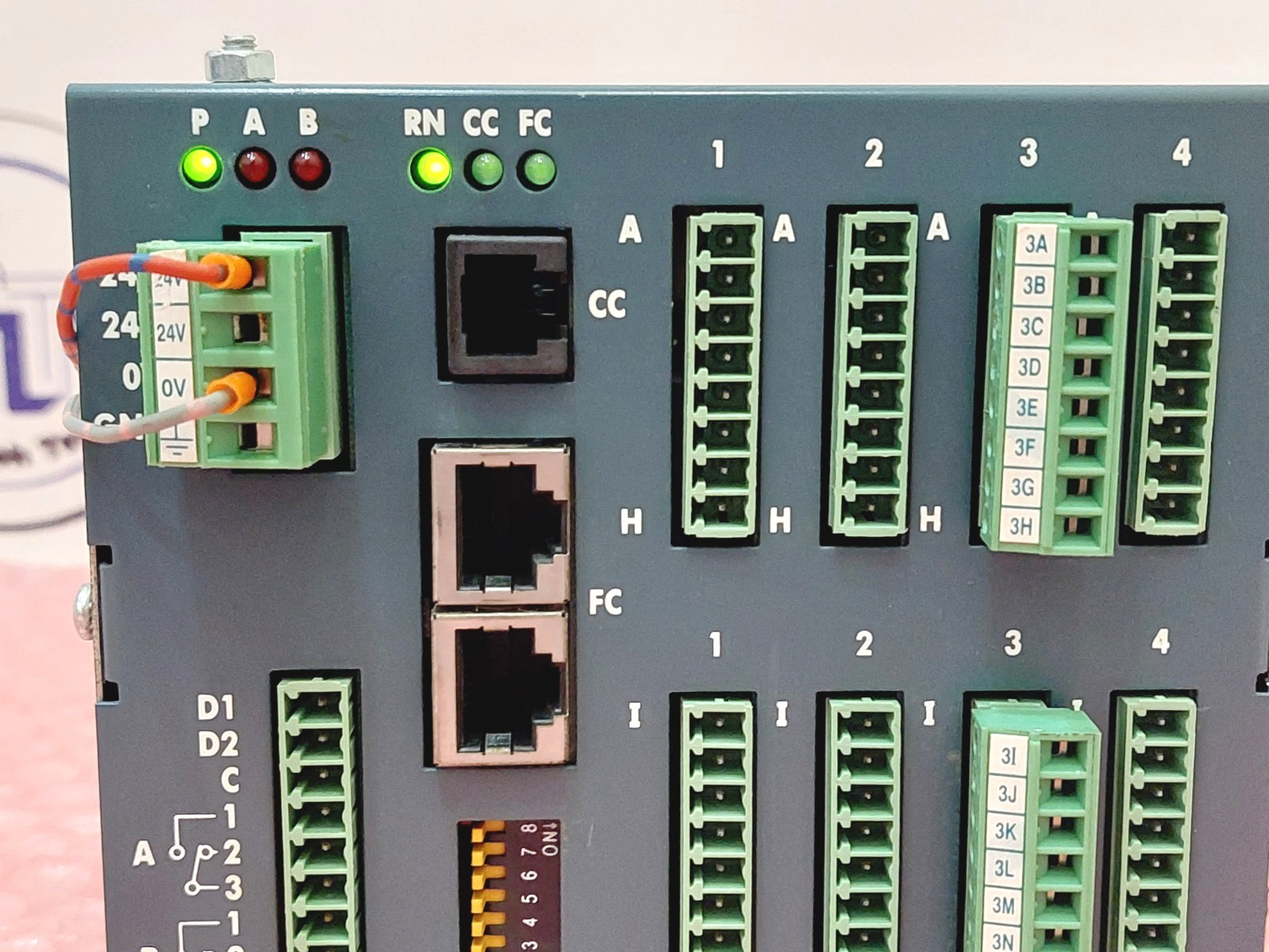 Eurotherm Modbus Mini 8 MINI8/8LP/OPRG/MODBUS/C/TC8/TC8/DO8/STD/60/NONE/ENG/NONE