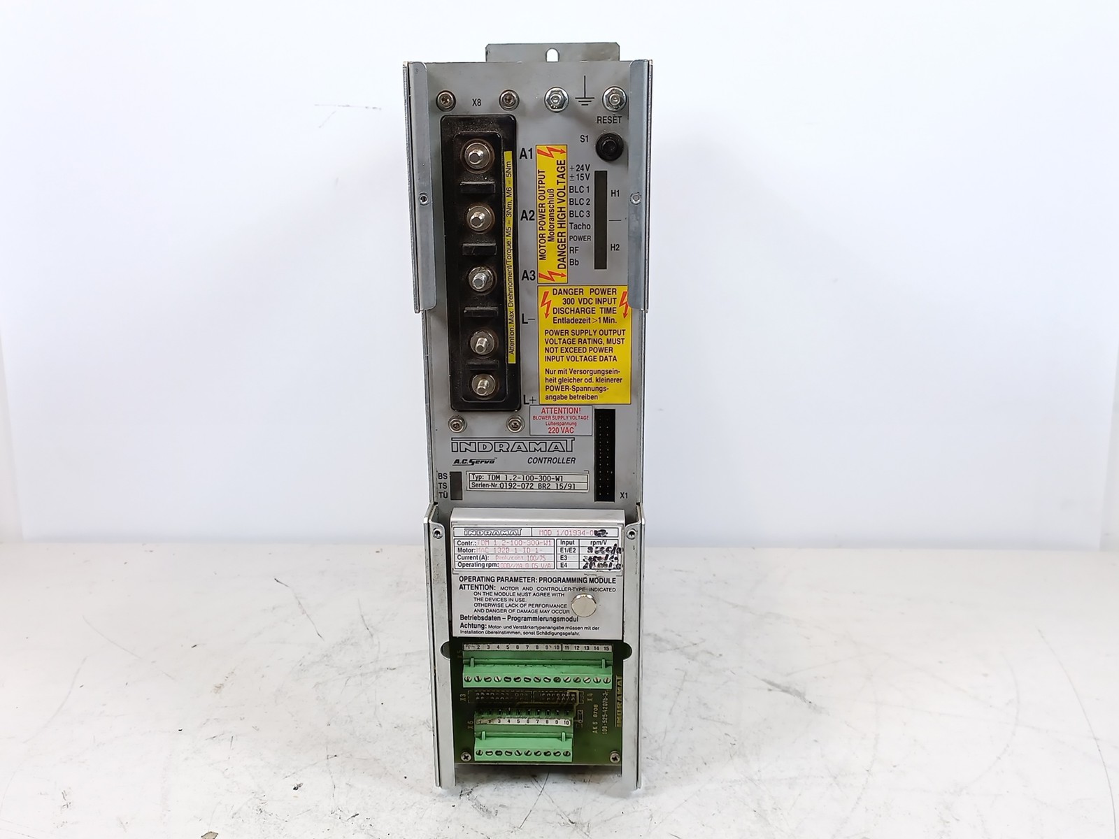 Indramat TDM1.2-100-300-W1 AC Servo Controller
