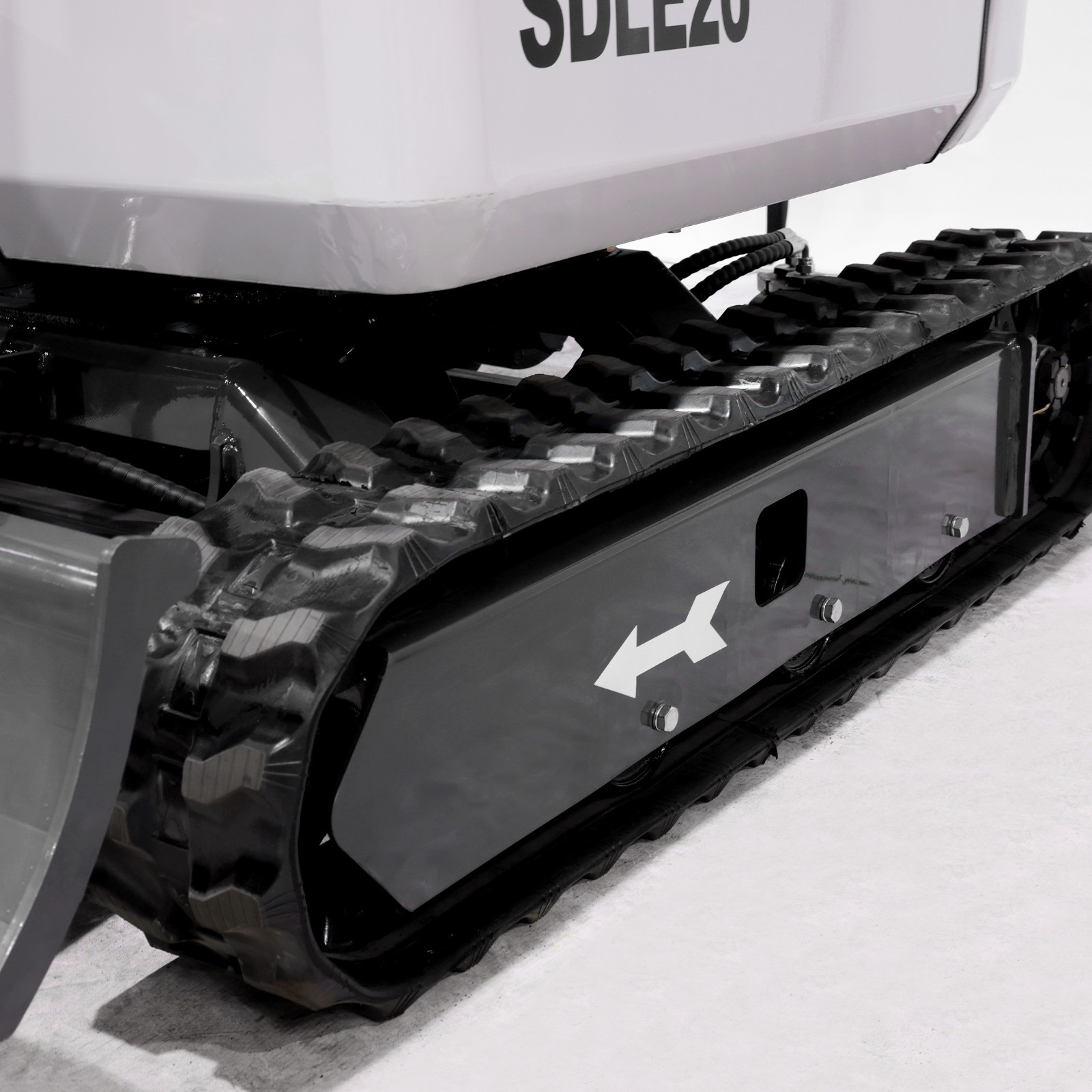 20HP Kubota EPA Mini Excavator | Hydraulic Thumb, Side Tilt & Wide Tracks