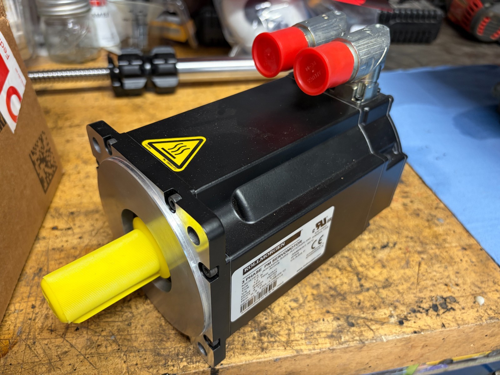 KOLLMORGEN AKM42G-ANC2R-00 Servo Motor NEW