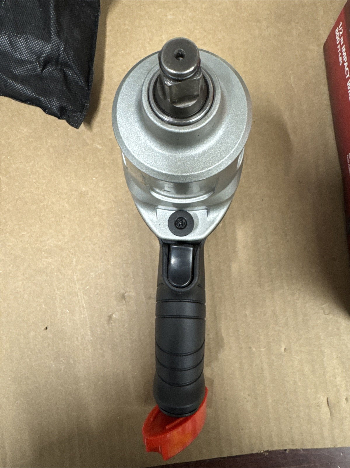 Husky 800 ft./lbs. 1/2 in. Impact Wrench