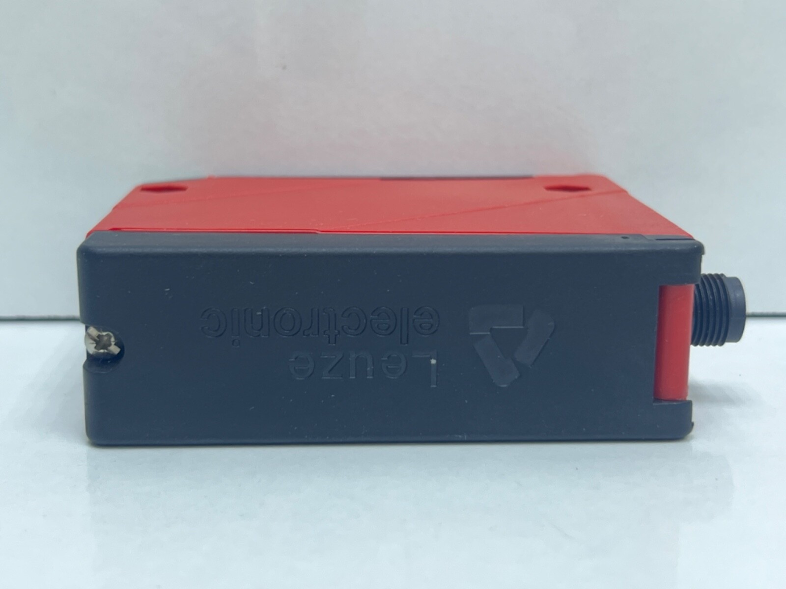 LEUZE LSE 96K/P-1010.1-41 ID 50103218 SENSOR