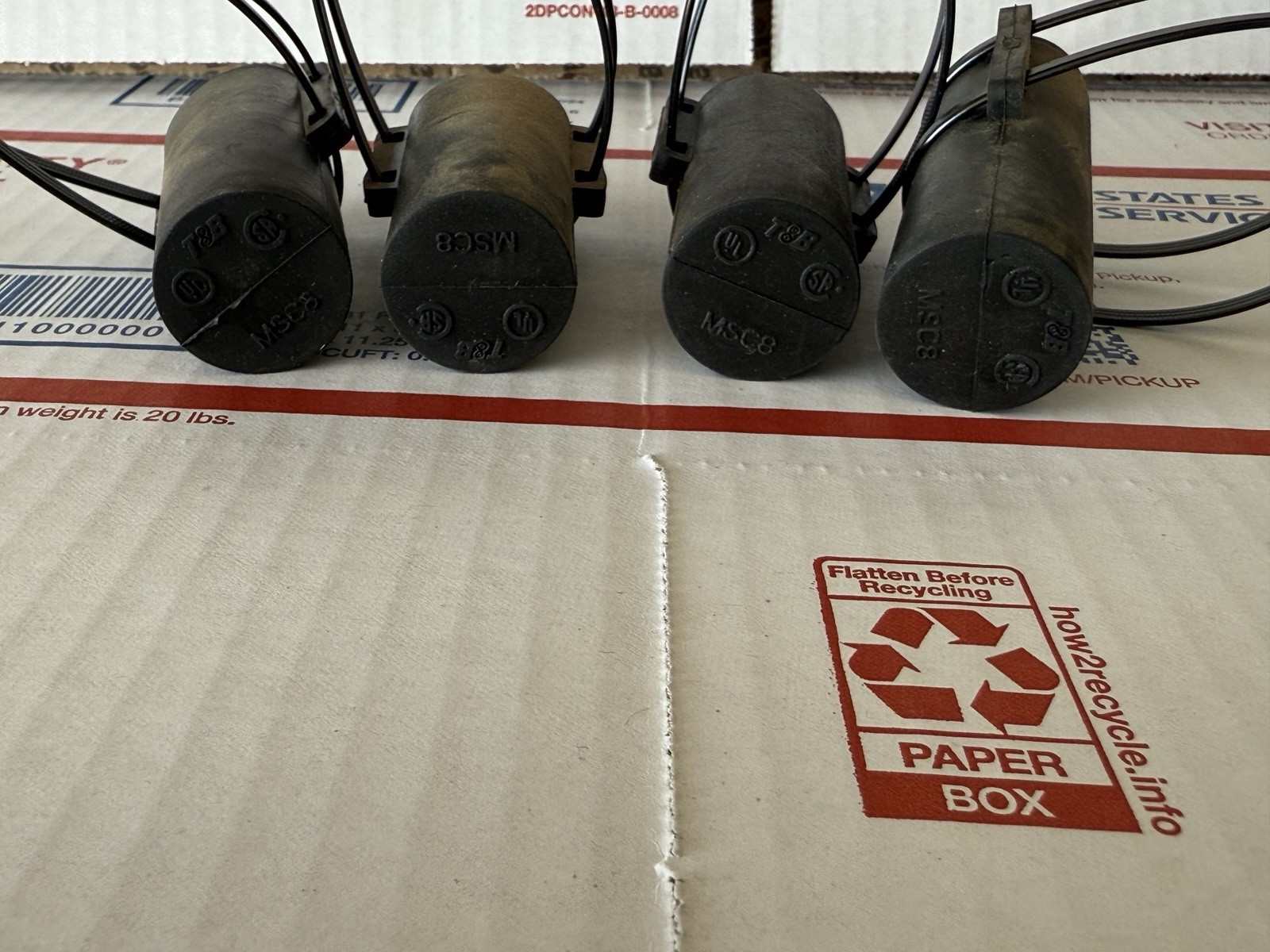 4x Thomas & Betts MSC8 Shrink-Kon Motor Stub Insulator