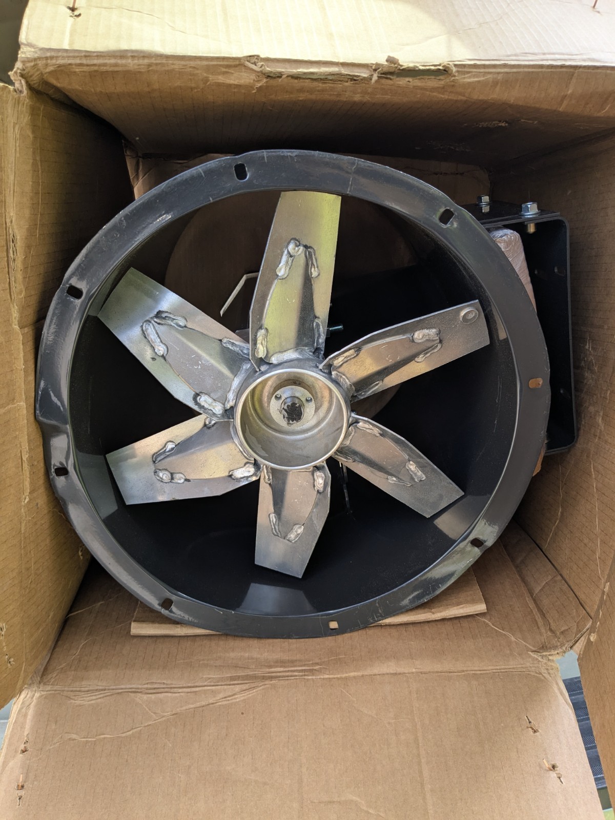 Dayton 4C660 16″ Belt Driven Tubeaxial Fan w/ Accessories pack DENTED READ