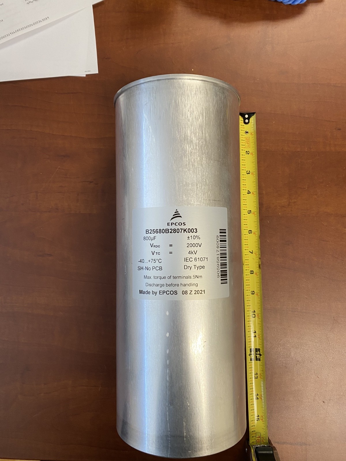 epcos capacitor Vrdc 2000V, Vtc 4kv, 800 uf, #B25680B2807K003