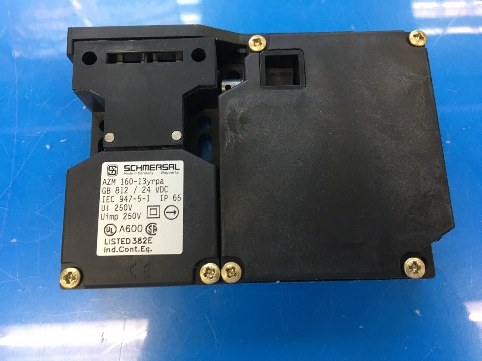SCHMERSAL AZM160-13YRPA 24VDC GB 812