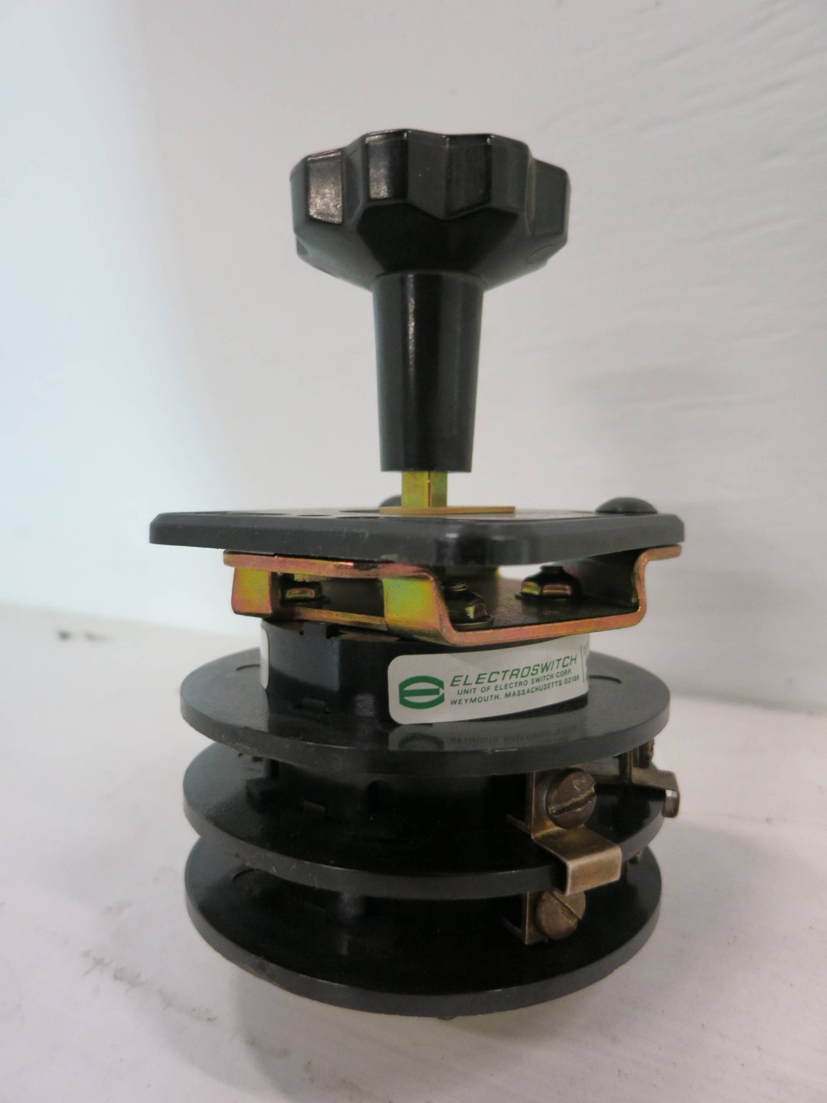 Electroswitch 2407C WATT/VAR Select 3 Position Selector Rotary Switch Series 24