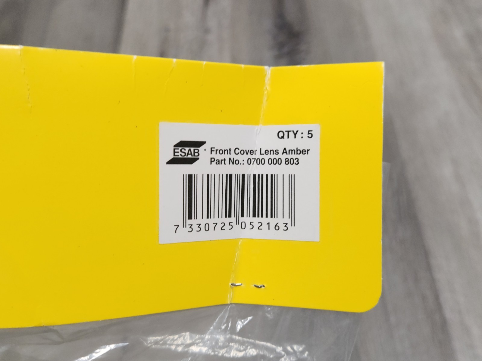 ESAB – 0700000803 5 Each Amber Front Cover Lens for Sentinel A50 Helmet