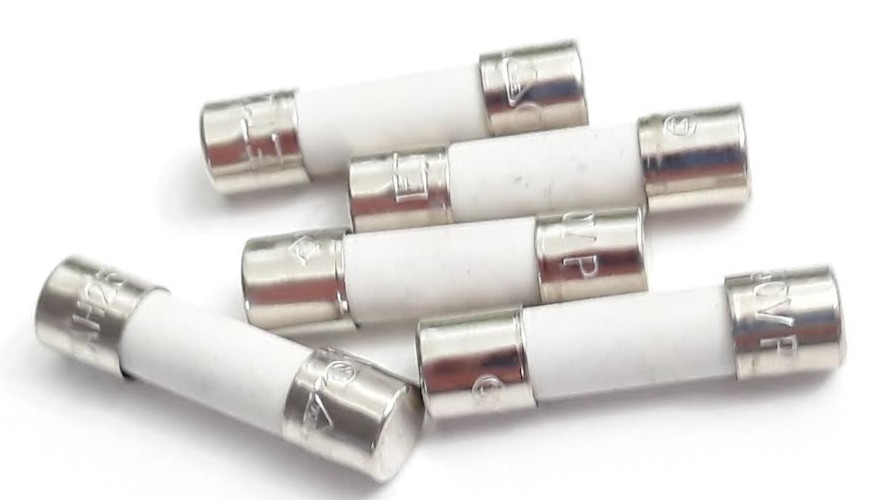 SET OF 5 T12AH 250V P SLOW BLOW CERAMIC LITTELFUSE FUSES T12AH250V 12A