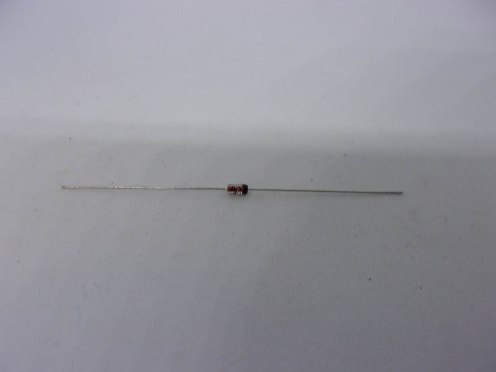 20 Pcs Pack Lot Silicon Planar Zener Diodes 1/2W 0.5W DO-35 Package DIP – 10V