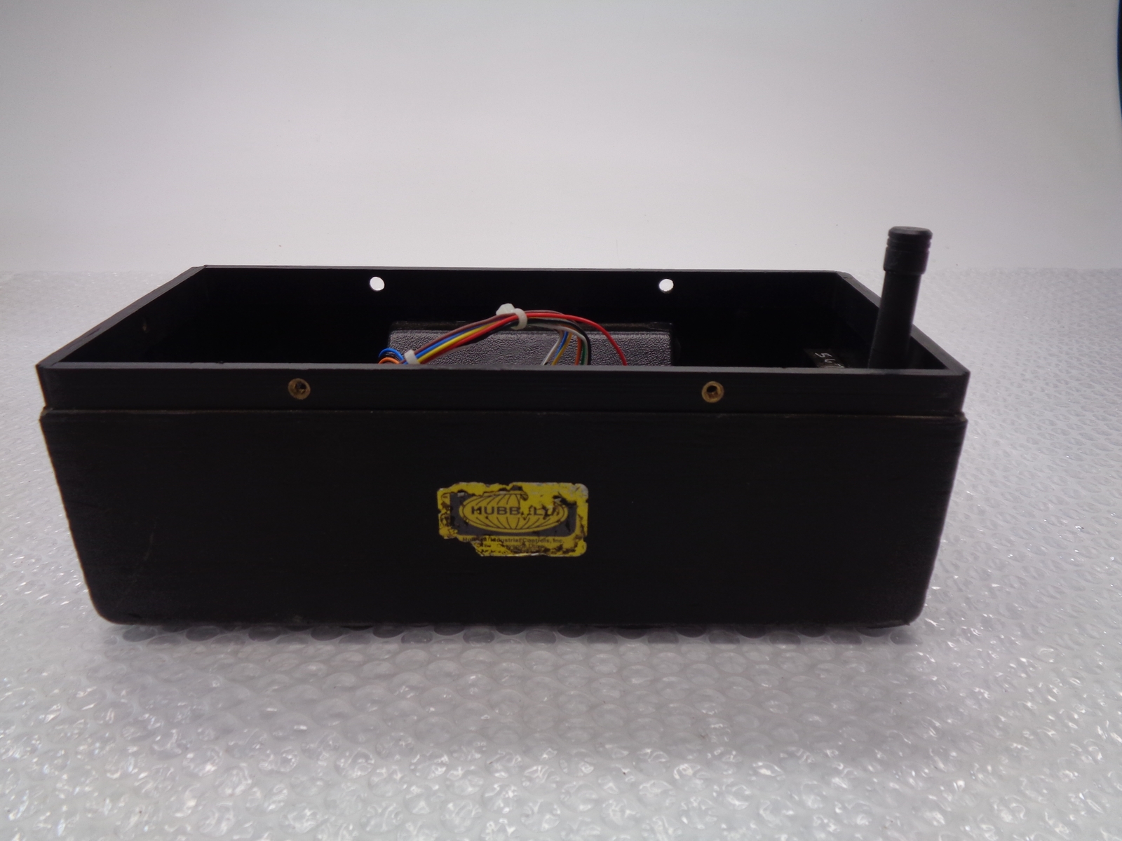 HUBBELL CE3159 (AS PICTURED) UNMP