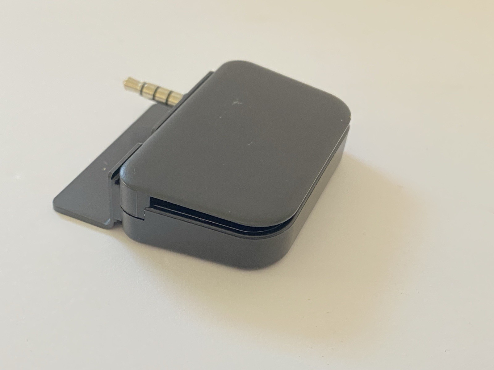 ID TECH UniMag II Secure Mobile MagStripe Reader ID-80110008-001 K019