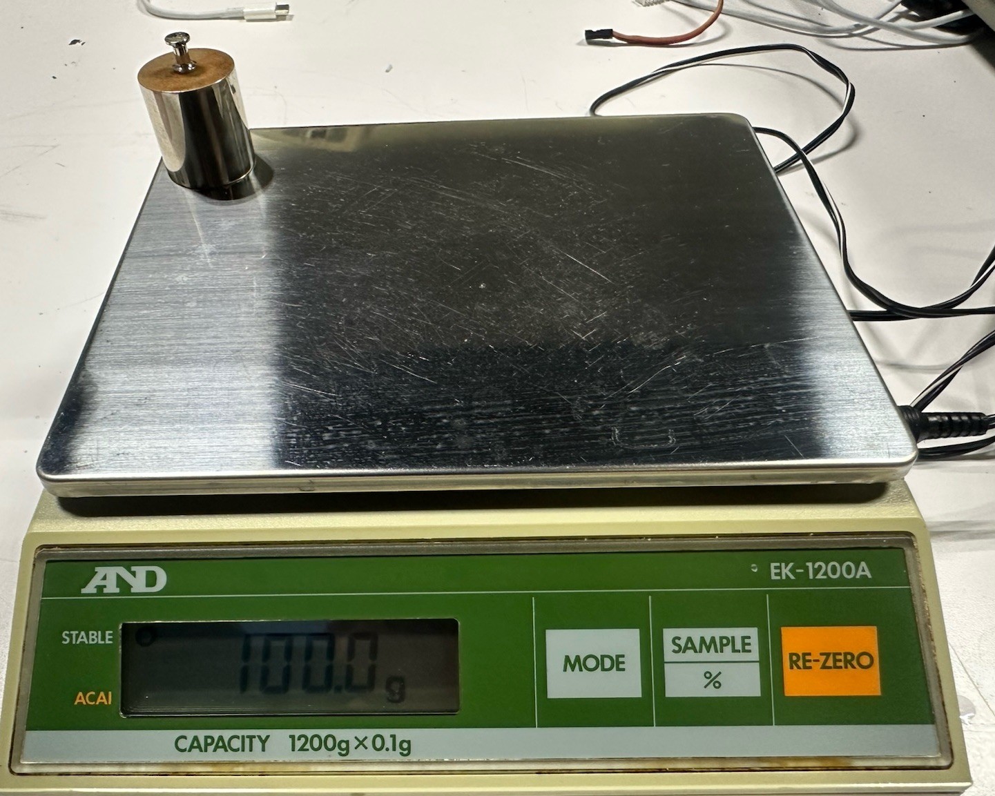 A&D AND EK-1200A Digital Precision Scale Balance 1200g x 0.1g Tested Working
