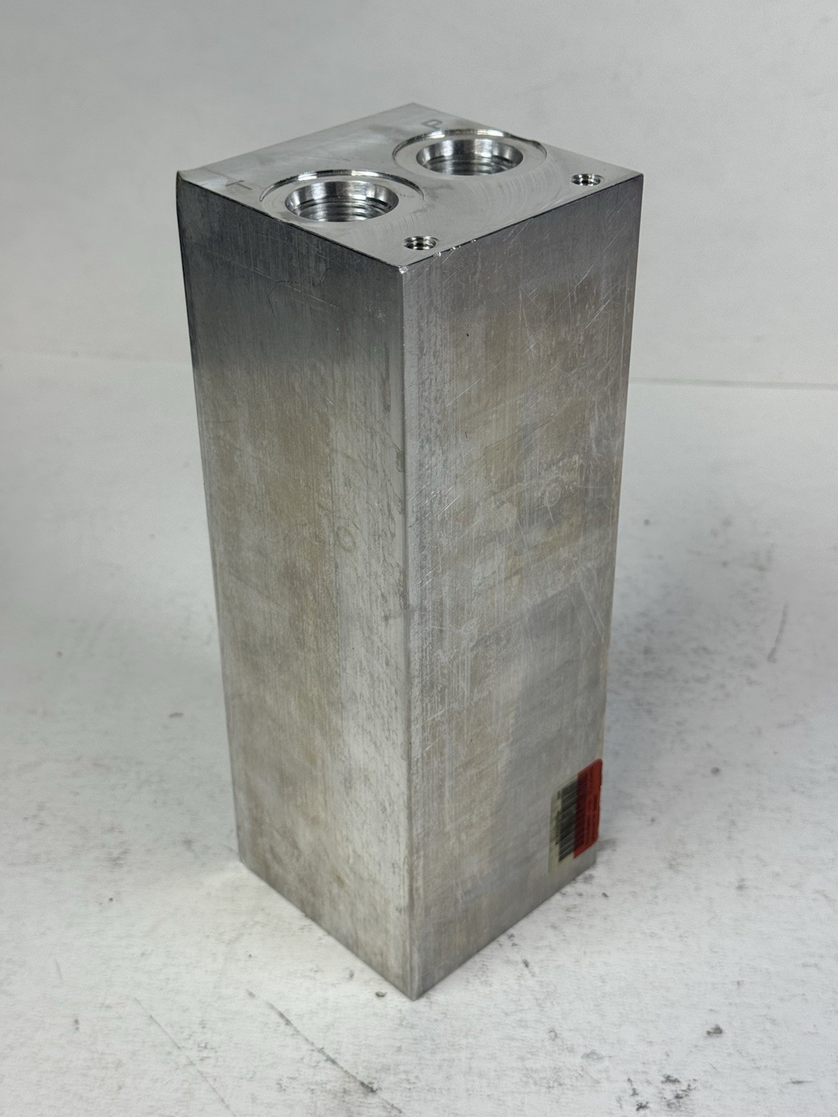 NEW GENUINE DAMAN AD05P033S ALUMINUM D05 3-STATION HYDRAULIC VALVE MANIFOLD
