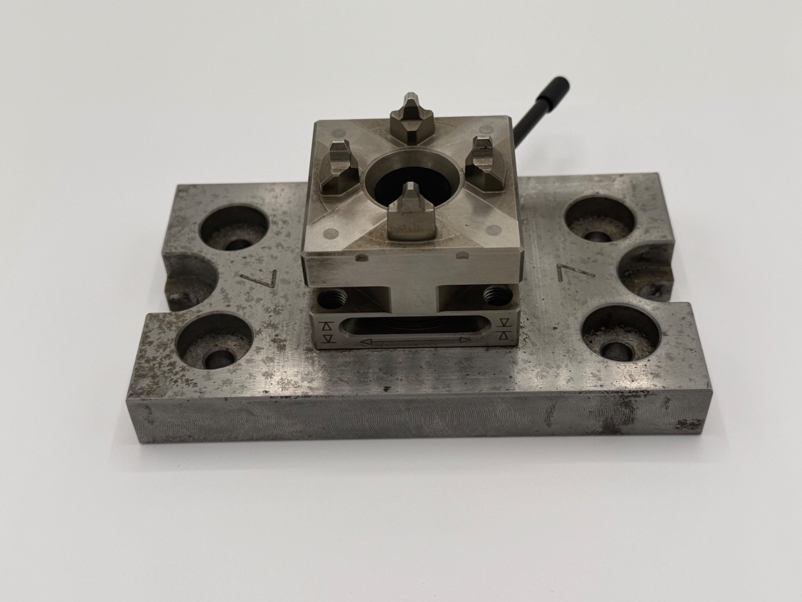 Erowa ER-008470 manual chuck EDM