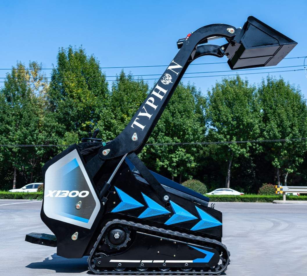 3040lbs TYPHON STOMP X1300 25HP Kubota D1105 EPA Diesel Mini Skid Steer Loader
