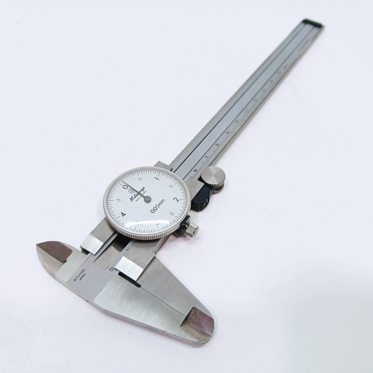 Mitutoyo Dial Vernier Caliper 505-660-50 D15E 150mm 0.02mm Made in Japan AJ2321T