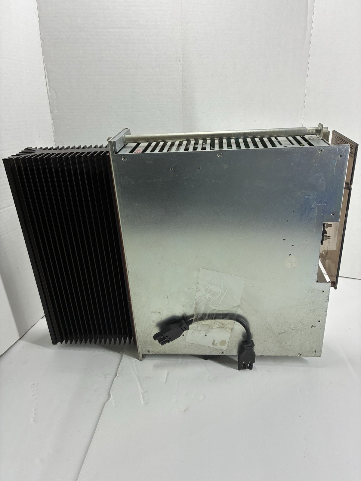 INDRAMAT KDS 1.1-100-300-W1-220 AC SERVO CONTROLLER