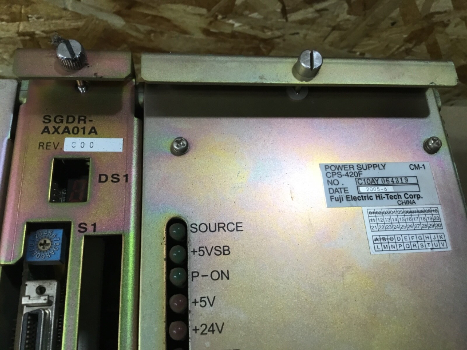 Yaskawa JZNC-NRK01-1 Servo Unit SGDR-AXA01A / CPS-420F / JZNC-NIF01-1 #74B11PR3