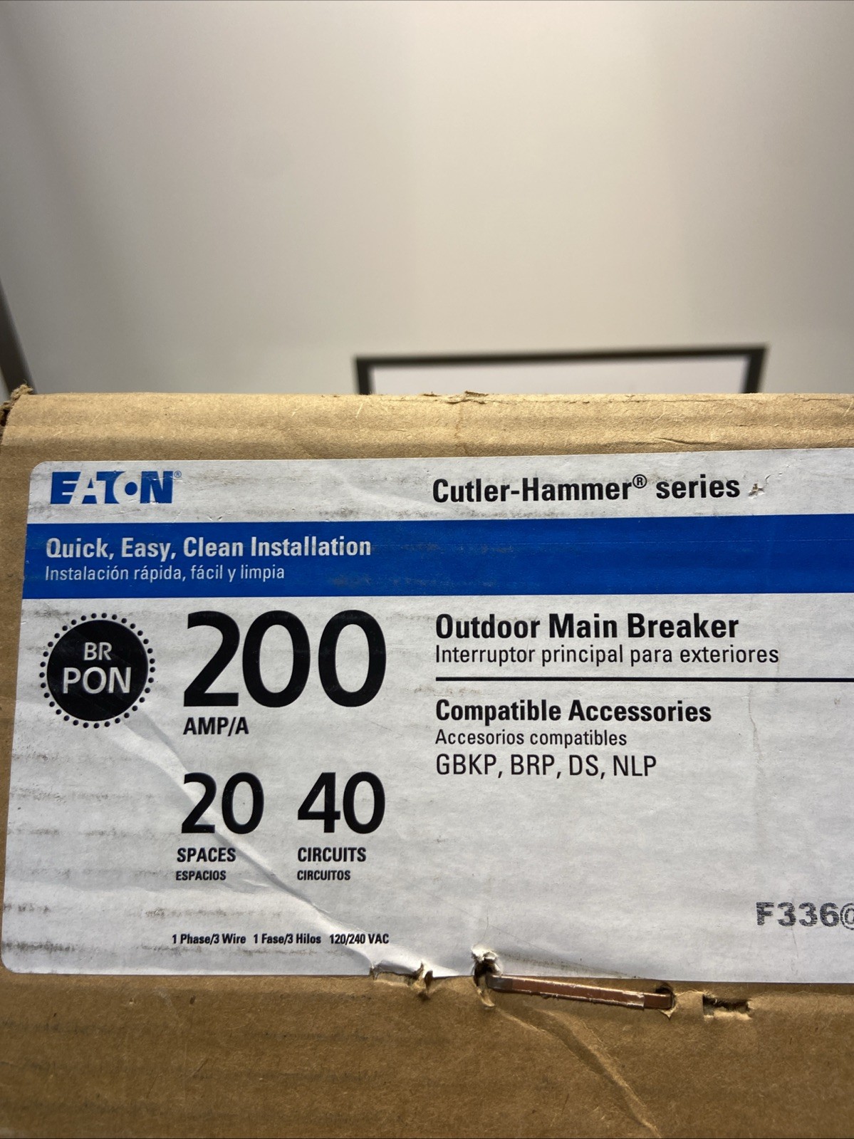 Cutler Hammer BRP20B200R 200 Amp Main Breaker Load Center 20/40