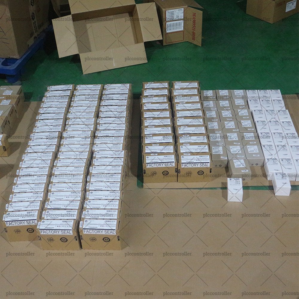 New Allen-Bradley 5069-IY4 Compact 5000 Universal Analog Input Module UPS Ship