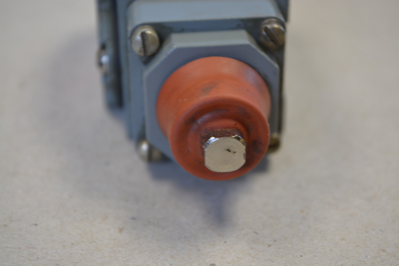 DYNAMCO Heavy Duty Limit Switch MODEL:HDL32 AO